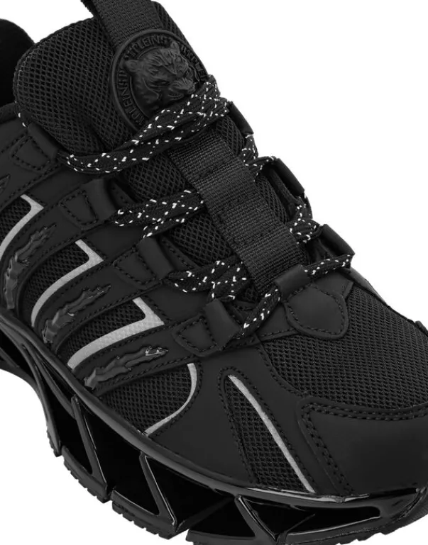 Clearance Runner The Edge